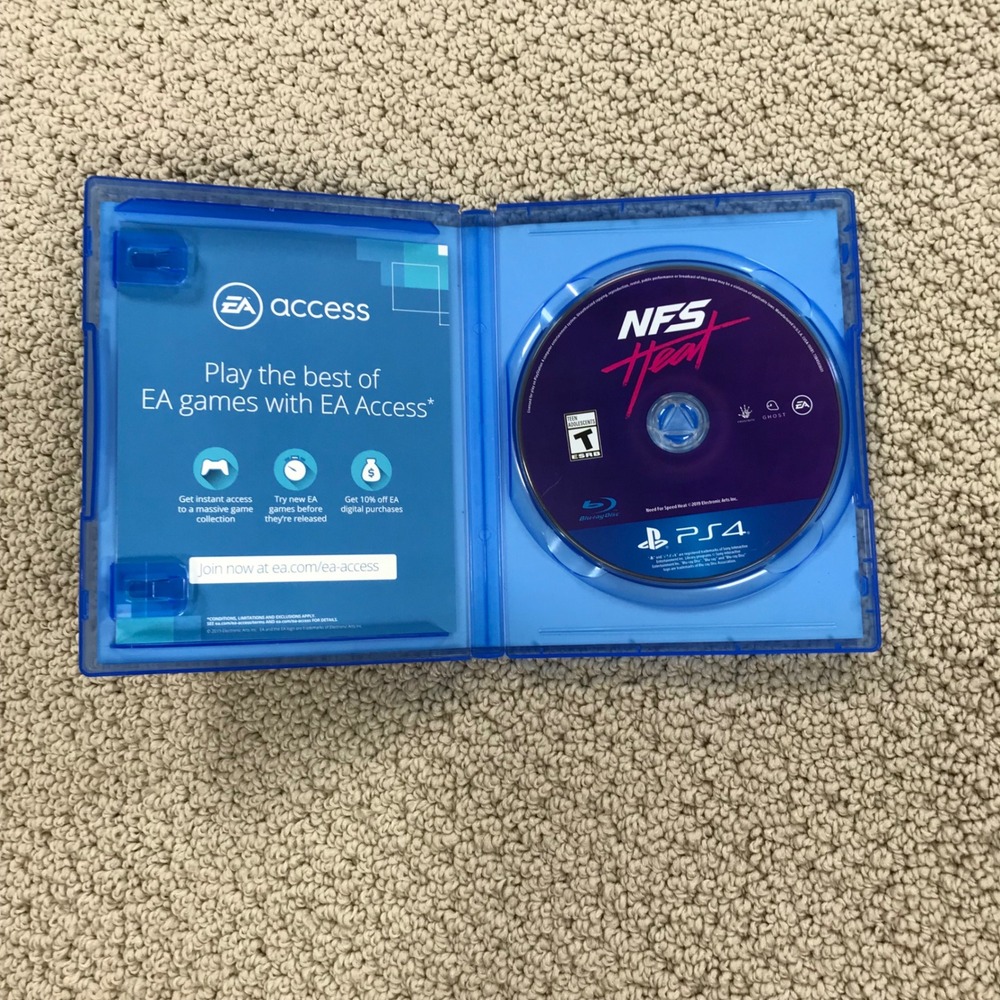 Need for Speed Heat NFS Sony PlayStation 4 PS4 EA Ghost Games Racing Disc Case - Picture 3 of 4